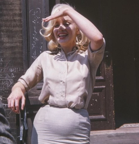 Marilyn Monroe: Φωτογραφίες της «εγκυμονούσας» star κυκλοφορούν για πρώτη φορά!