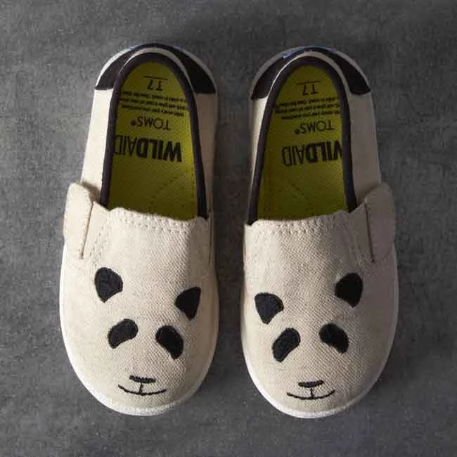 TOMS x WildAid: Βοήθησε τα panda με ένα γλυκό δώρο για το βαφτιστήρι σου