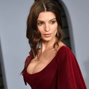 Emily Ratajkowski