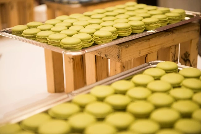 Κι όμως μπορείς να φας macaron με γεύση από Ελλάδα!