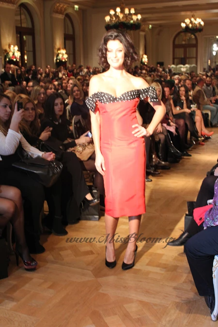 Vassilis Zoulias Άνοιξη/ Καλοκαίρι 2013: Βρεθήκαμε στην επετειακή επίδειξη μόδας του αγαπημένου μας σχεδιαστή