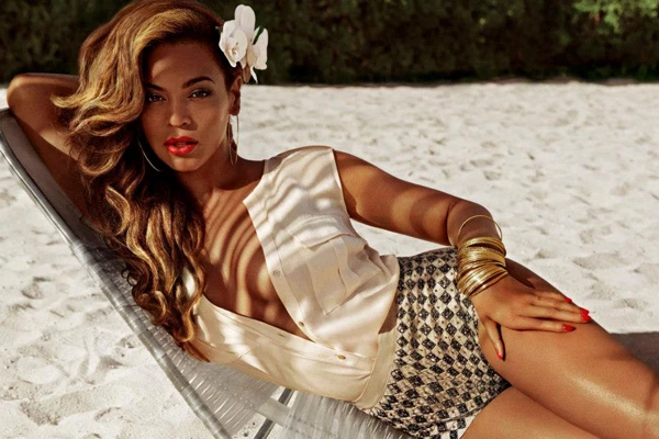 Beyonce: Κυκλοφόρησαν οι νέες φωτογραφίες από την καμπάνια της H&M