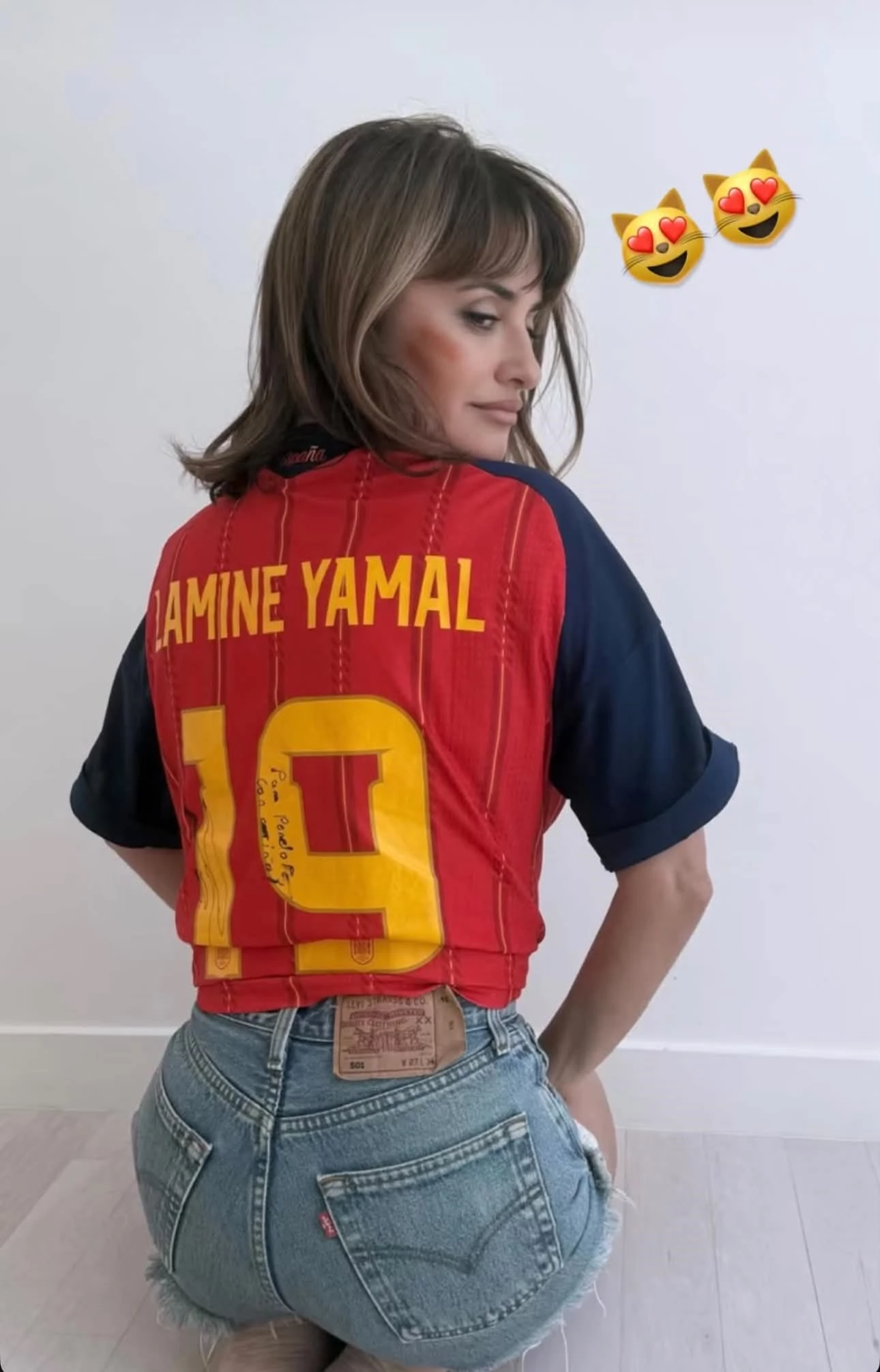 Penélope Cruz | Η αλλαγή στα μαλλιά της που γλυκαίνει αμέσως τις γωνίες του προσώπου και την κάνει να δείχνει νεότερη