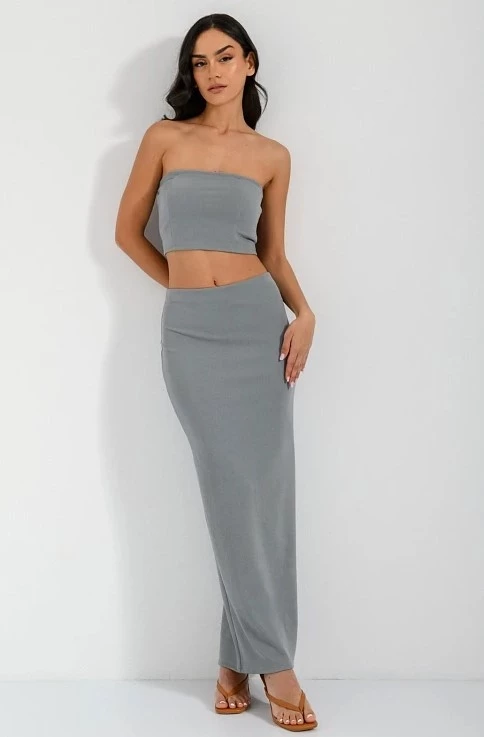 Φαίη Σκορδά | Το twin set της από την Pink Woman είναι ιδανικό για κάθε καλοκαιρινή περίσταση