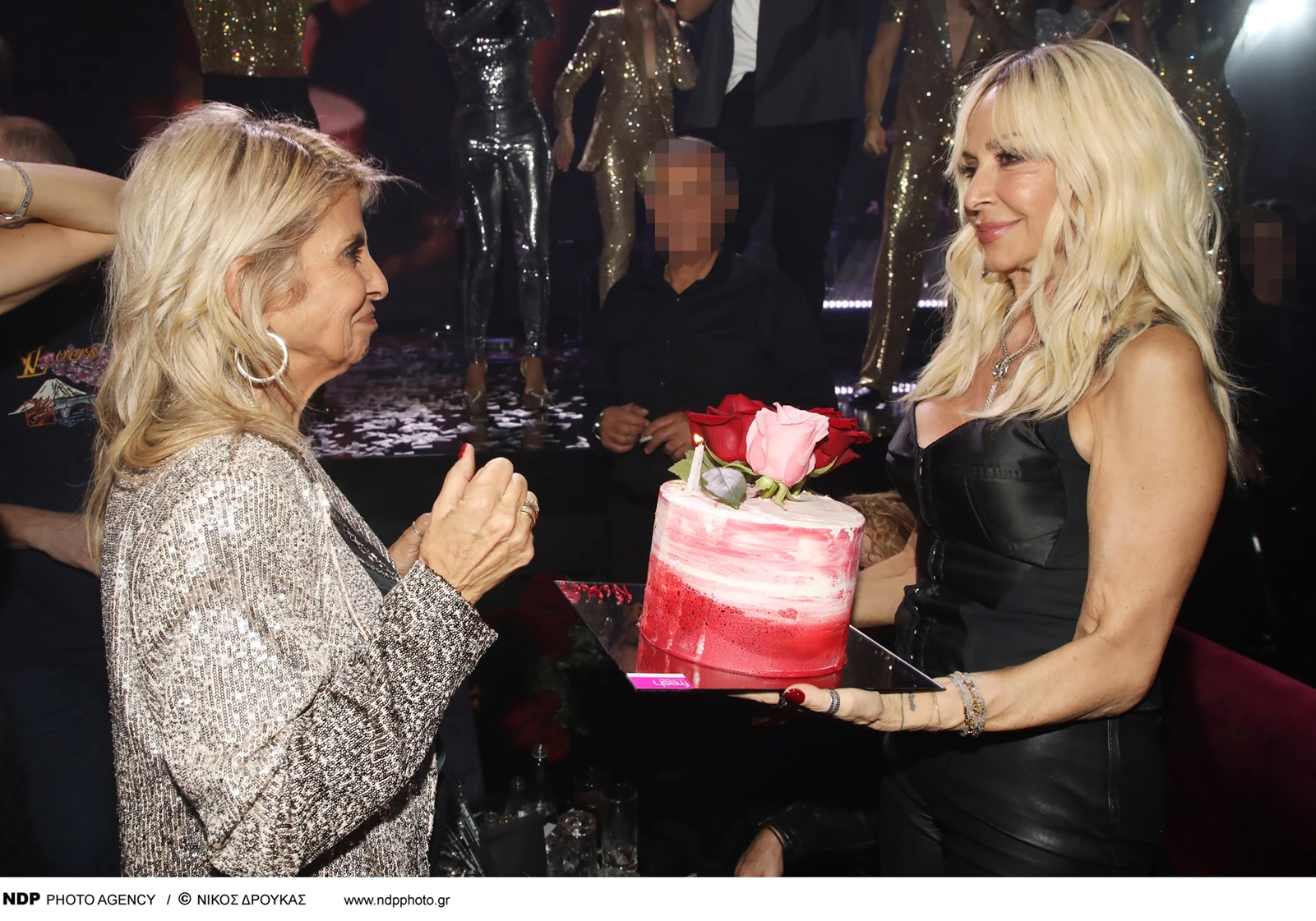 Άννα και Νίκη Βίσση στο nox