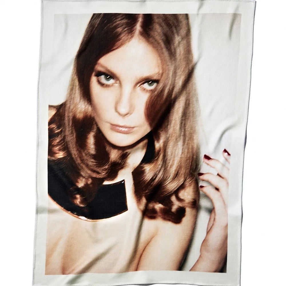 Η Zara γιορτάζει τα 50 της χρόνια | Μια συλλογή-ορόσημο με 50 θρύλους του στυλ και της τέχνης