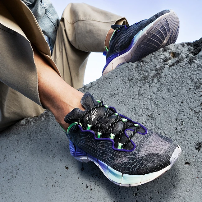 Tα sneakers που πάνε το καθημερινό ντύσιμο σε άλλο επίπέδο