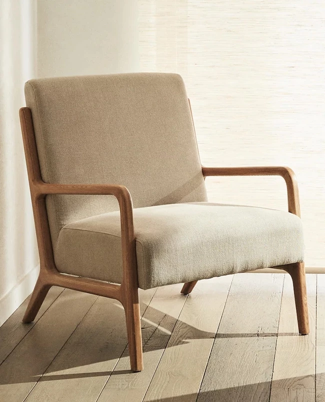 Σε περίπτωση που αναζητούσες την τέλεια πολυθρόνα για το καθιστικό σου, τη βρήκαμε στη Zara Home