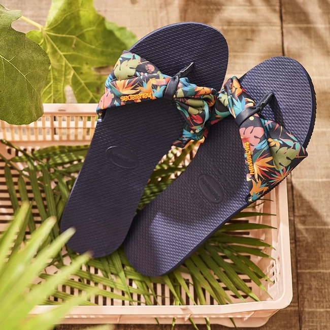 Η νέα συλλογή της Havaianas θα σε μεταφέρει νοερά σε ξέγνοιαστες στιγμές