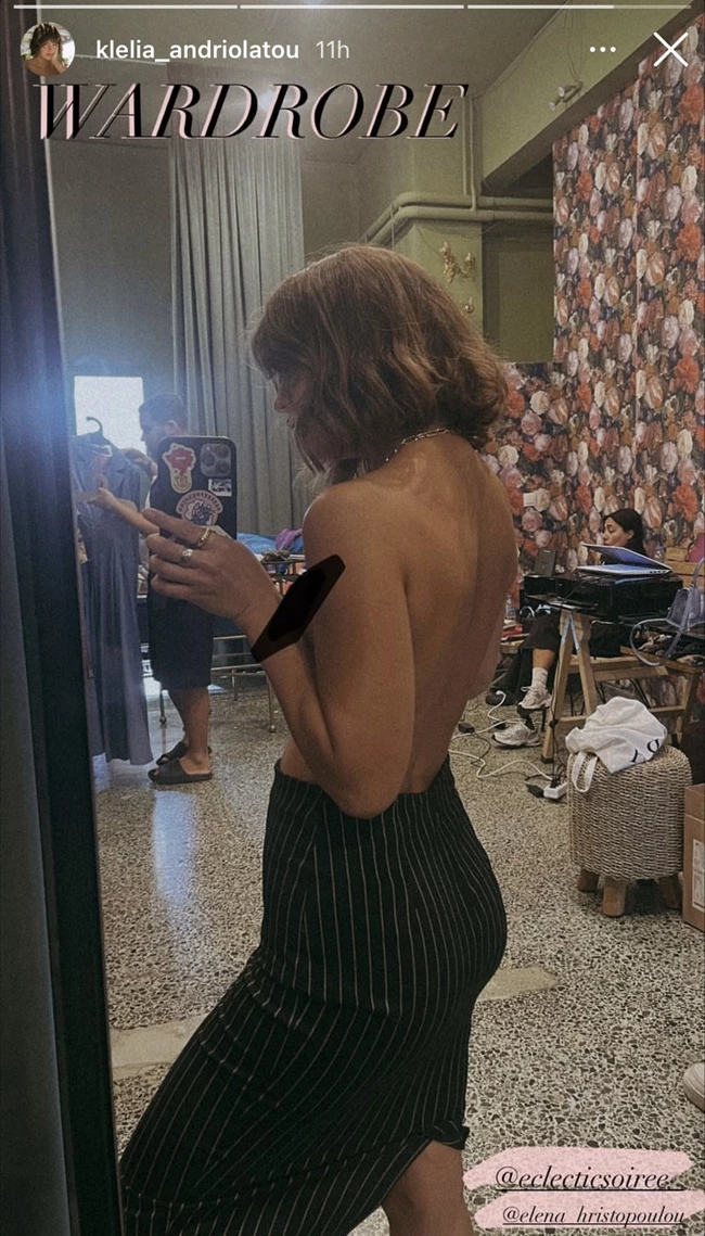 Κλέλια Ανδριολάτου | Ποζάρει topless φορώντας μονάχα μία pencil φούστα
