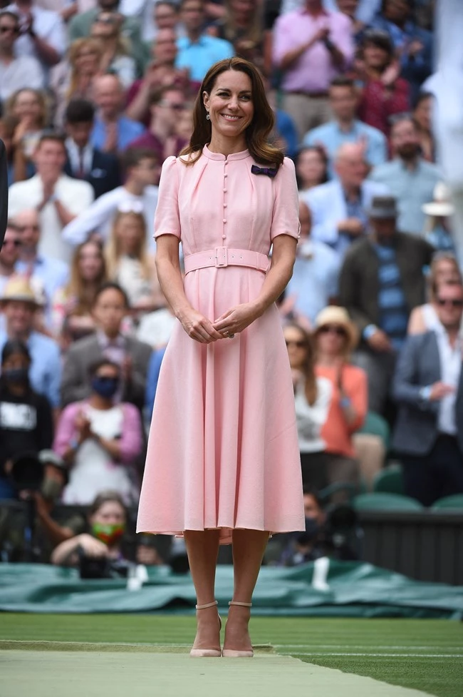 Οι εμφανίσεις της Kate Middleton στους τελικούς αντρών και γυναικών του Wimbledon