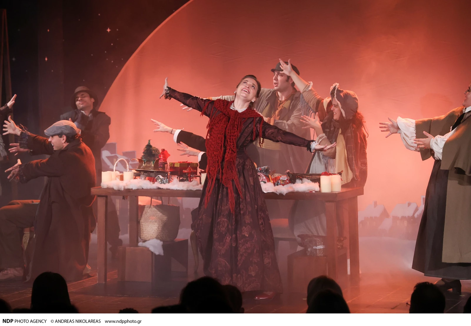 Η Λένα Δροσάκη στην πρεμιέρα "Το κοριτσάκι με τα σπίρτα"