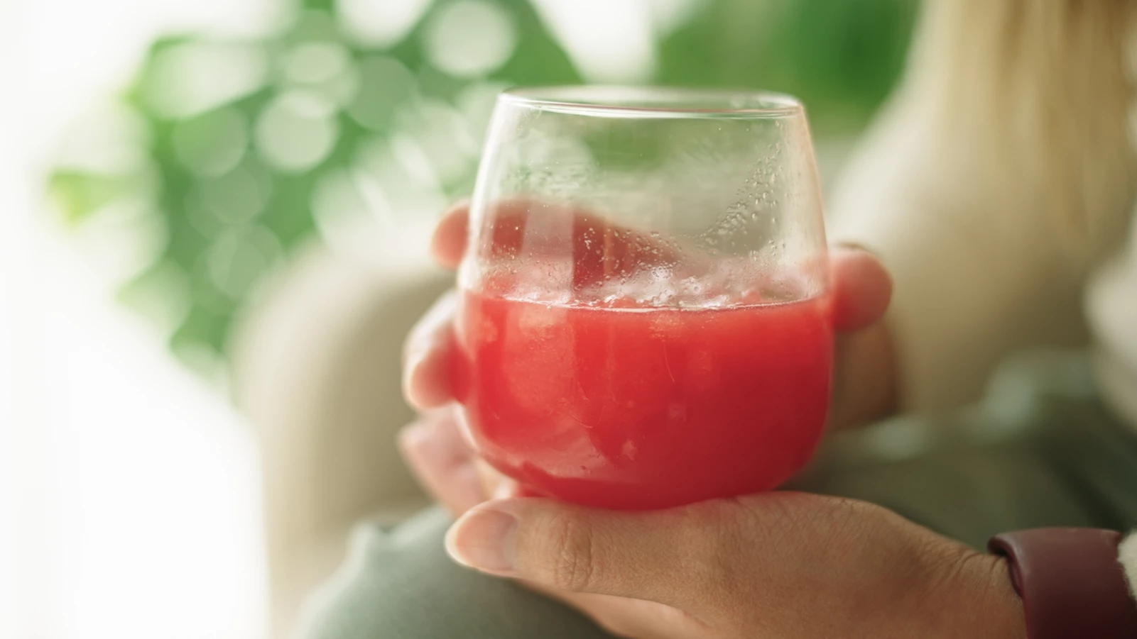 Το θαυματουργό detox ρόφημα που ξεφουσκώνει την κοιλιά μέσα σε 3 μέρες