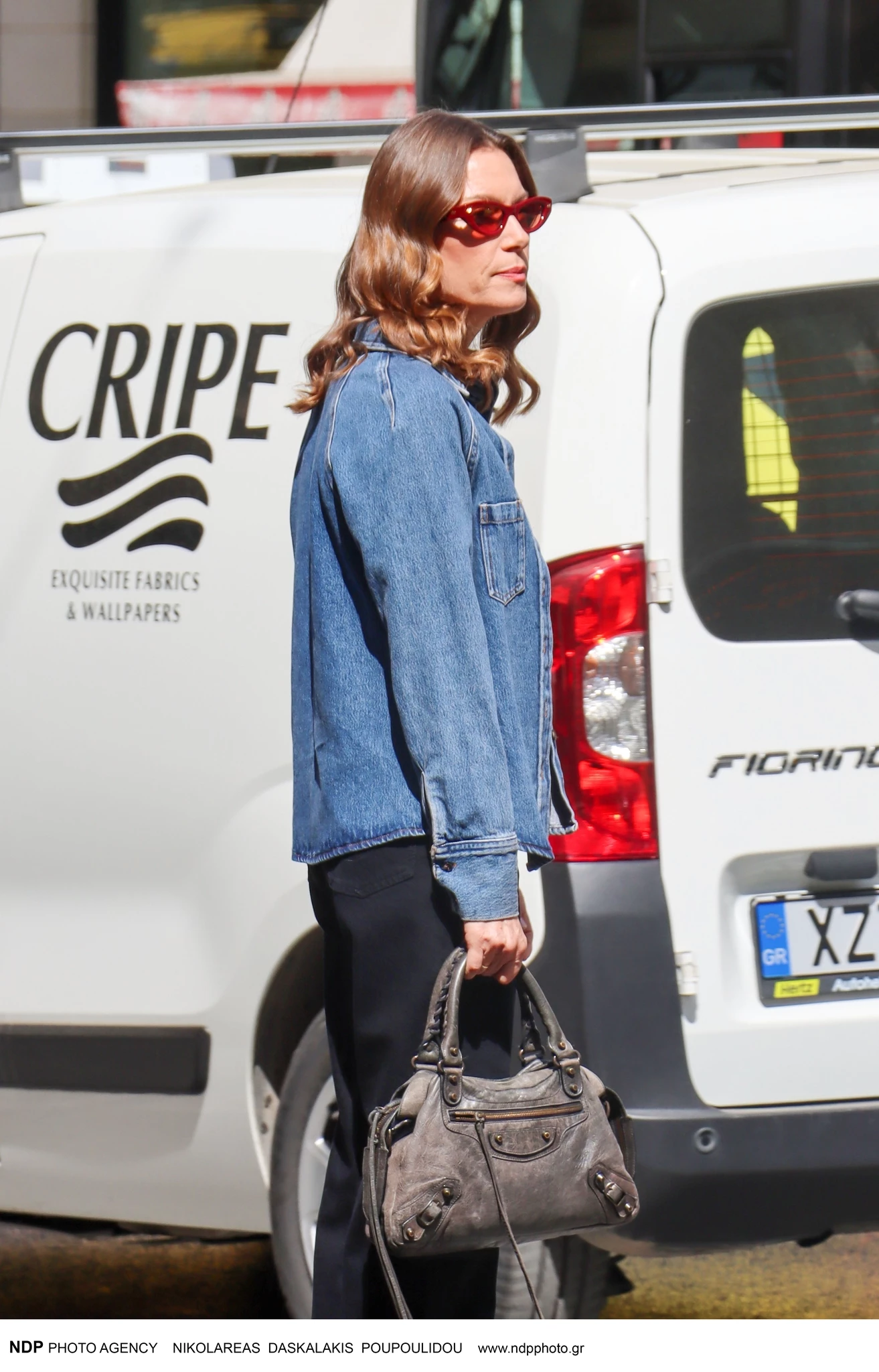 Η Βίκυ Καγιά με liquid caramel hair, την πιο απολαυστική τάση μαλλιών της άνοιξης