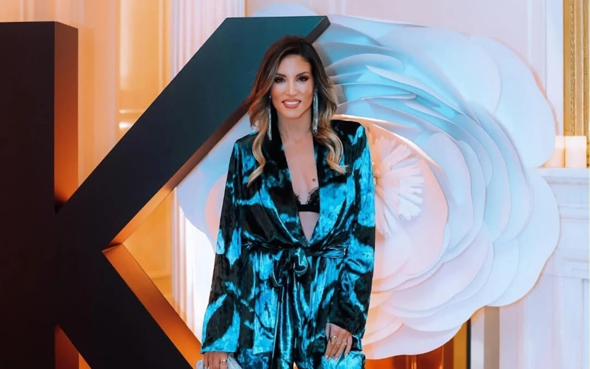 Η Αθηνά Οικονομάκου υιοθέτησε το αγαπημένο χτένισμα των Σκανδιναβών fashionistas