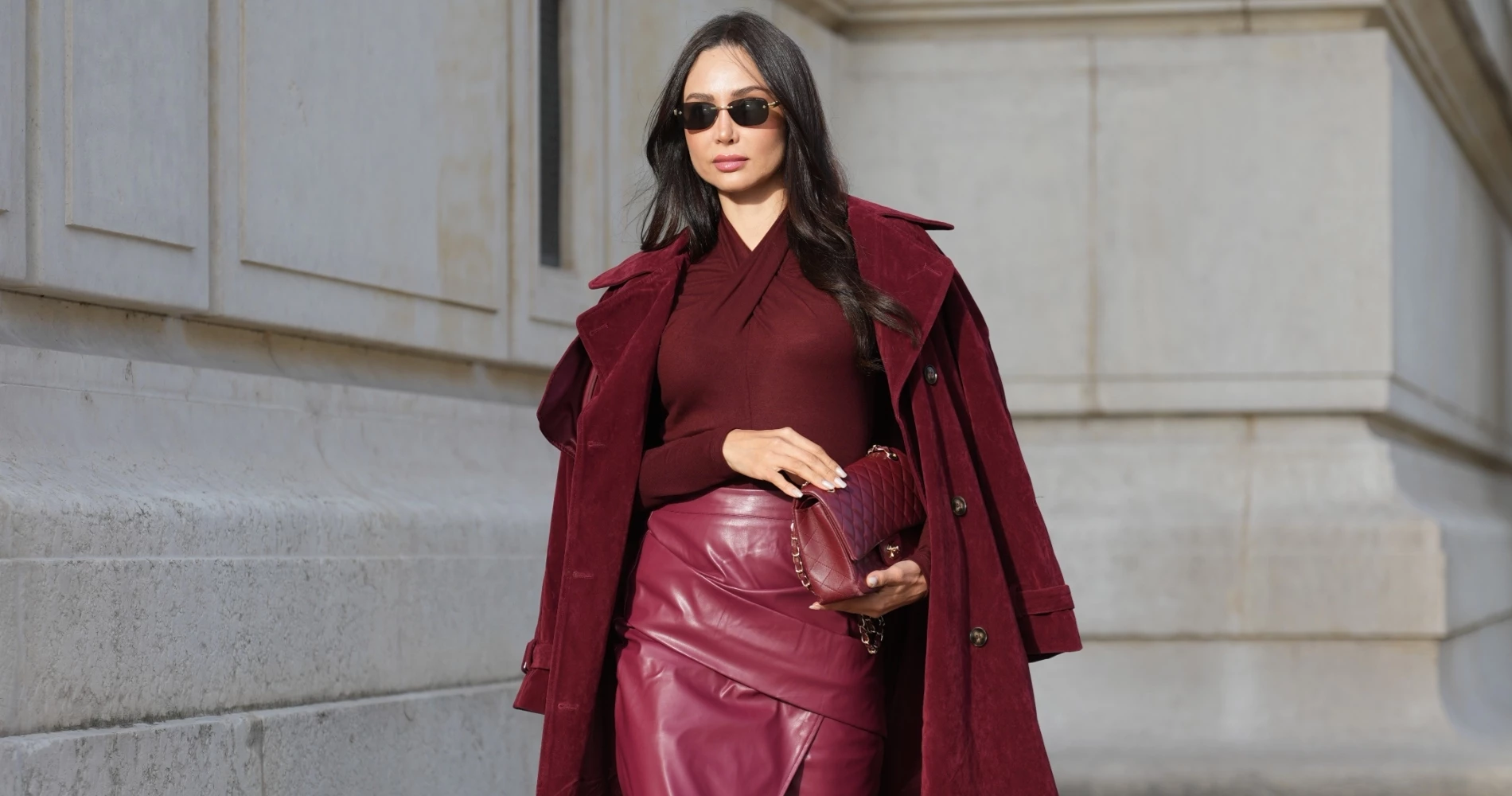 Το μπορντό επιστρέφει και αυτοί είναι οι πιο κομψοί τρόποι για να το φορέσεις