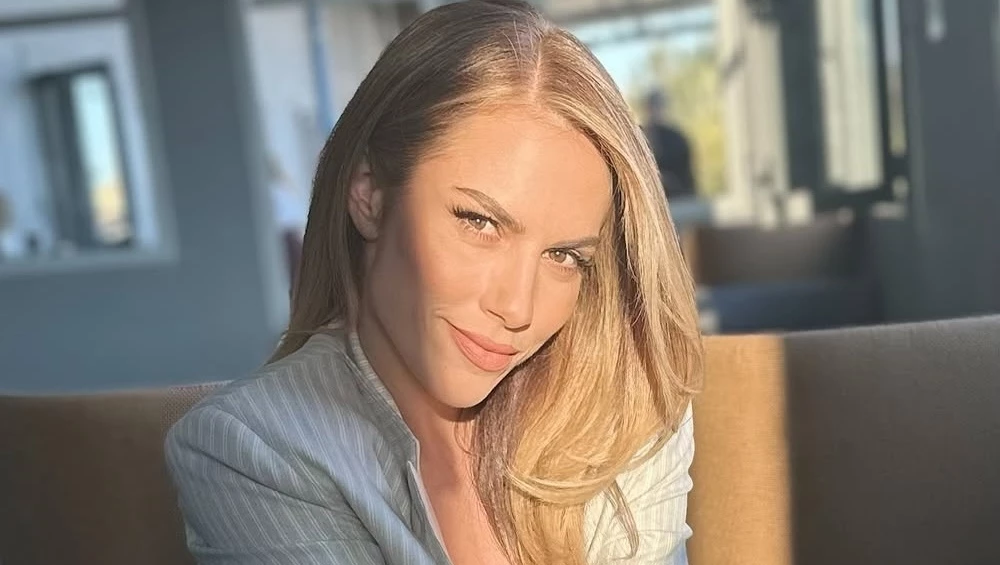 Ντορέττα Παπαδημητρίου | Η μάζωξη στο σαλόνι της με τον γιο της και τους νέους της συμπρωταγωνιστές