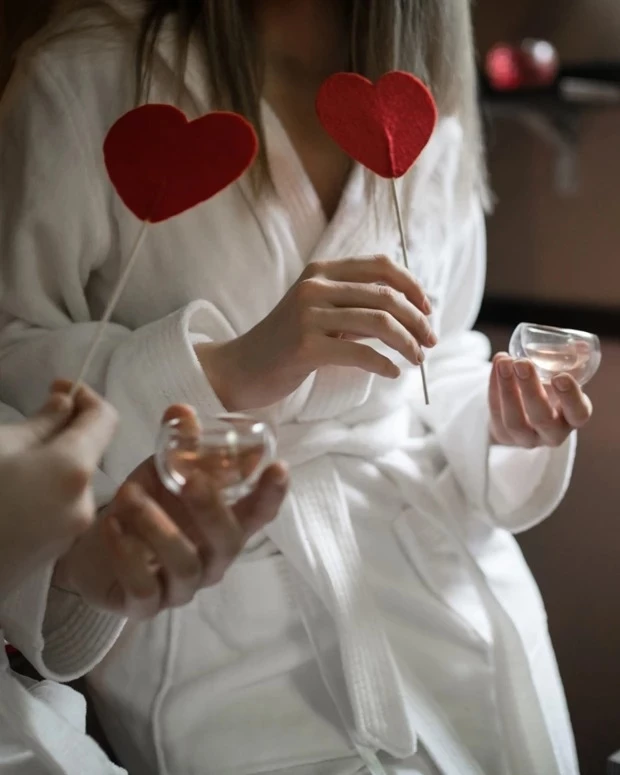 A Divine Love Story | 3 ξενοδοχεία στην Αθήνα γιορτάζουν τον ημέρα του Αγίου Βαλεντίνου με τον πιο απολαυστικό τρόπο