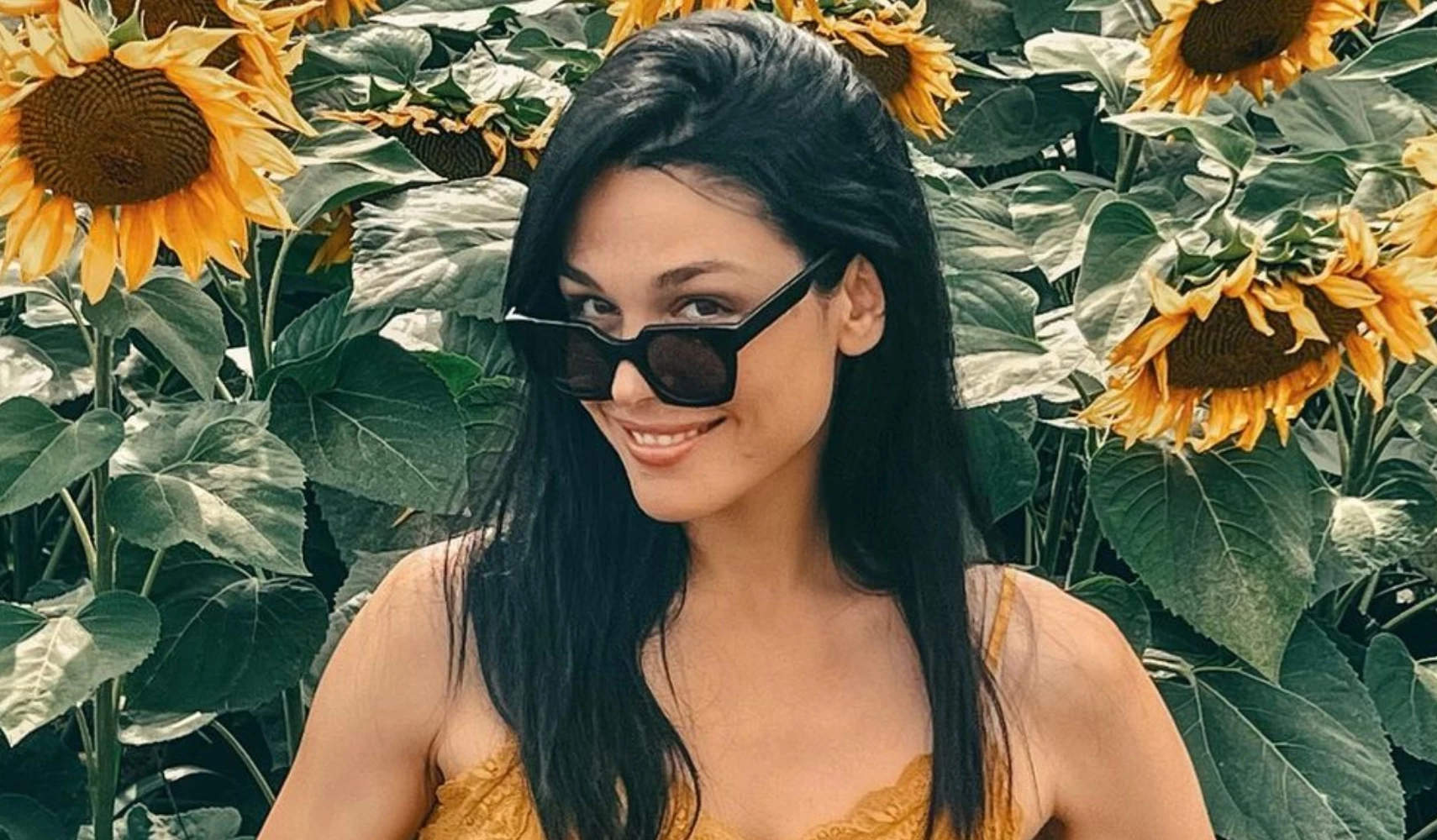 Ιωάννα Τριανταφυλλίδου | Πιο ευτυχισμένη από ποτέ στη βόλτα με τον 1,5 μηνός γιο της