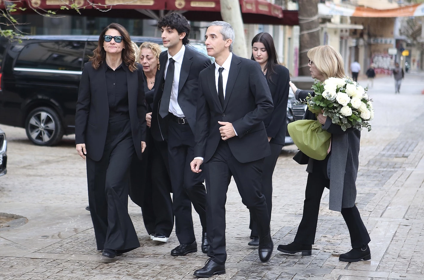 Κηδεία Μαρινέλλας | Ο καλλιτεχνικός χώρος αποχαιρετά τη σπουδαία Ελληνίδα ερμηνεύτρια