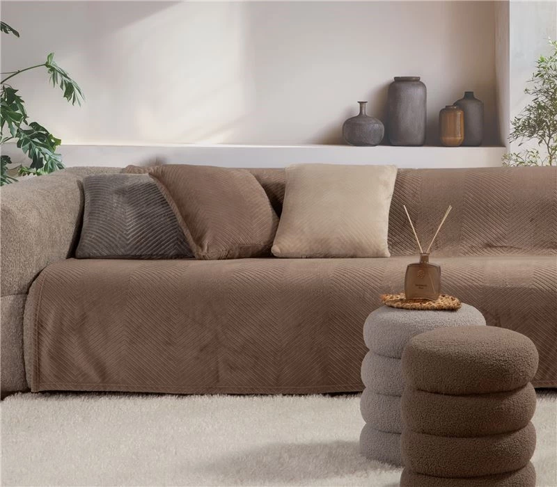 Διαγωνισμός: Κέρδισε τα πιο όμορφα ριχτάρια για το σπίτι από την Nef-Nef Homeware