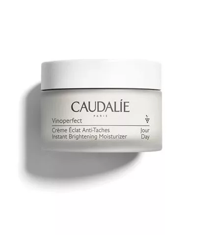 Vinoperfect Dark Spot Correcting Moisturizer, Caudalie (στα φαρμακεία)