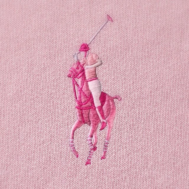 PINK PONY | Το πρόγραμμα του Ralph Lauren μετρά 21 χρόνια δίπλα στις γυναίκες που το έχουν ανάγκη