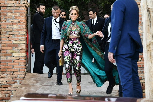 Το στιλιστικό ατόπημα της Jennifer Lopez που δύσκολα θα συγχωρέσουμε