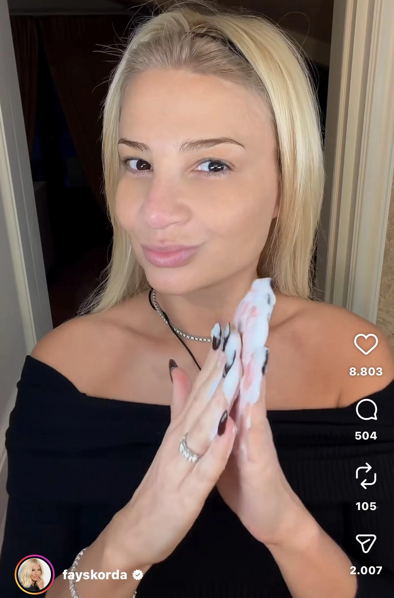 Φαίη Σκορδά Clarins