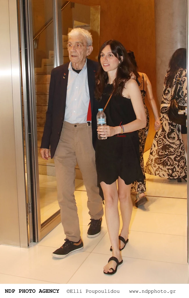 Γιάννης Μπουτάρης και εγγονή