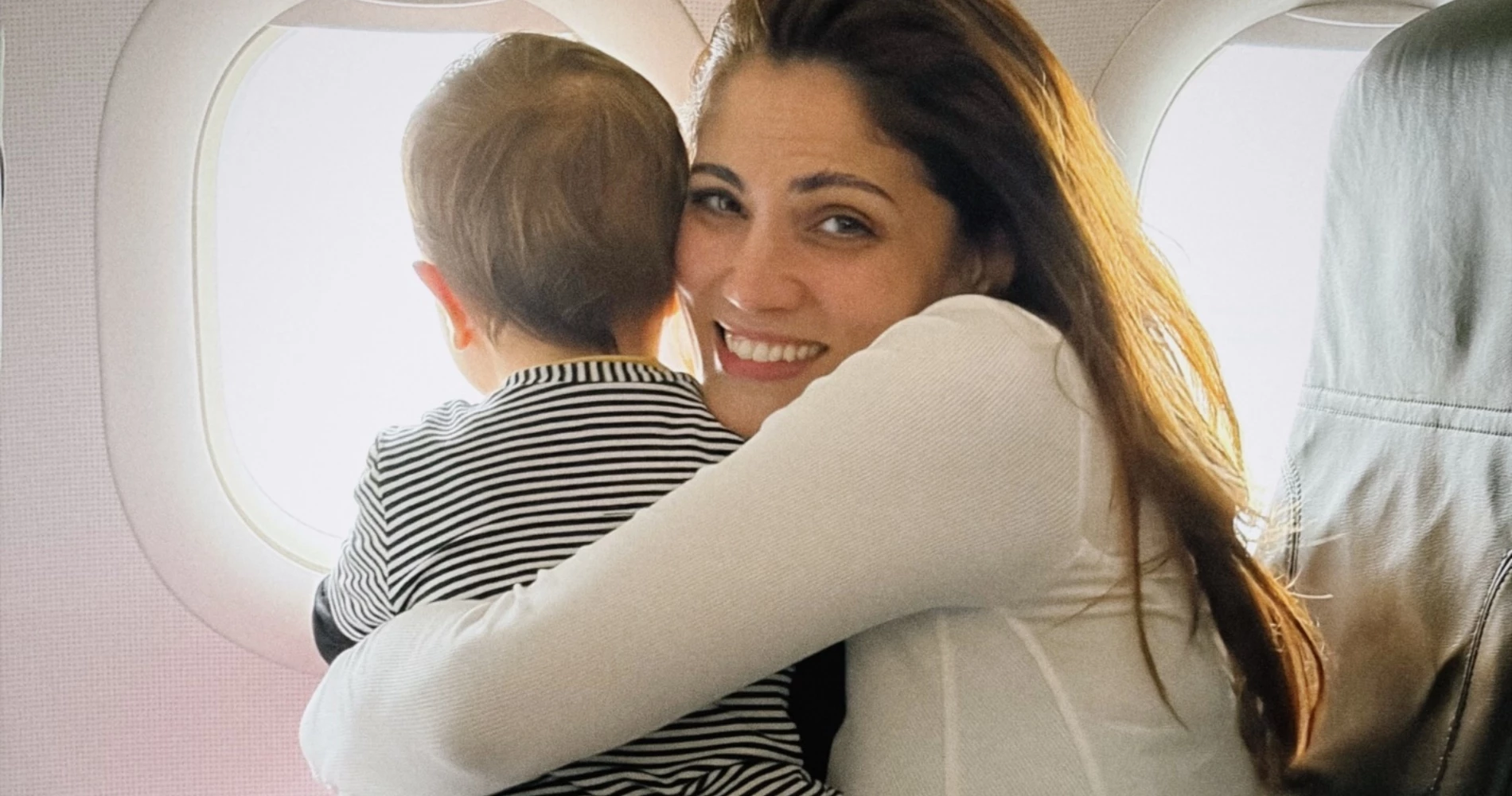 Η Μαίρη Συνατσάκη μόλις δημοσίευσε την πιο cute φωτογραφία της Ολίβιας με τον Ίαν Στρατή