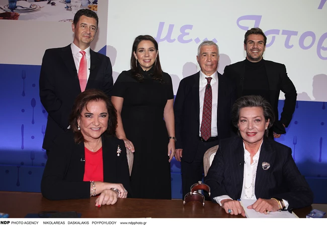 Ντόρα Μπακογιάννη - Άκης Πετρετζίκης - Σρόιτερ