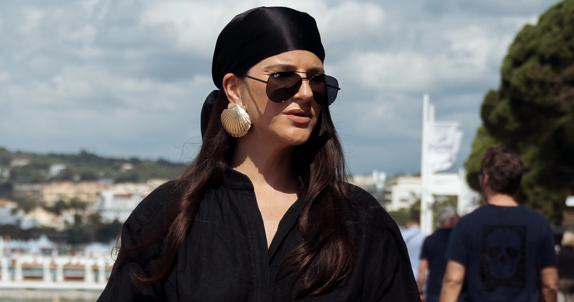 5 σκουλαρίκια από τη Zara που θα σε φέρουν πιο κοντά στη θάλασσα | Κοστίζουν κάτω από 20 ευρώ