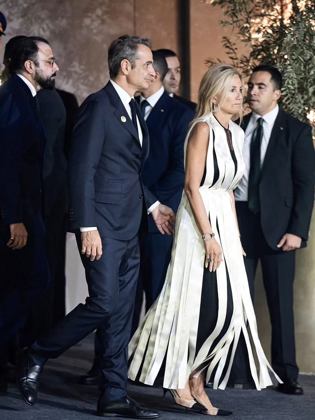 Λάκης Γαβαλάς | Το σχόλιο για την εμφάνιση της Μαρέβας Μητσοτάκη στην Αίγυπτο και η αντίδρασή της