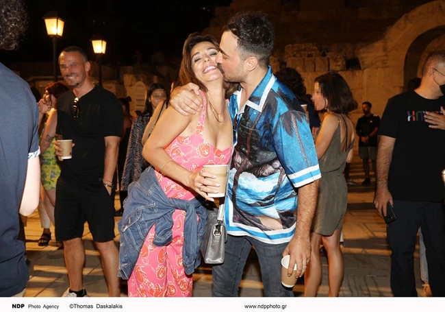 Η Κατερίνα Παπουτσάκη πιο καλοκαιρινή από ποτέ | Η βραδινή έξοδος στην πόλη με το πιο ιδιαίτερο jumpsuit