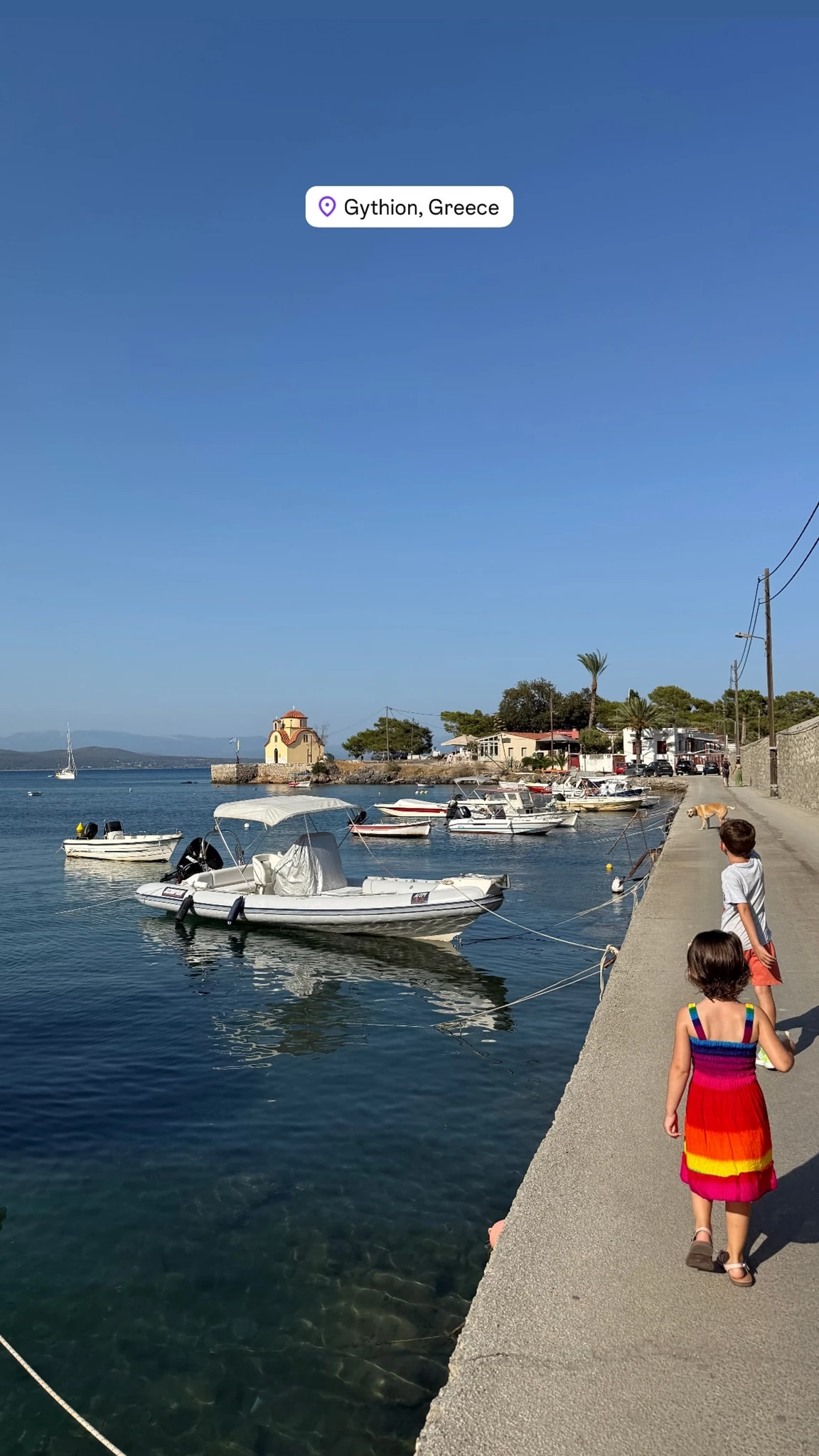 Όλη η μαγεία των διακοπών σε μερικά κλικς | Η Αθηνά Οικονομάκου μοιράζεται τις πιο cute φωτογραφίες με τα παιδιά της στο Γύθειο
