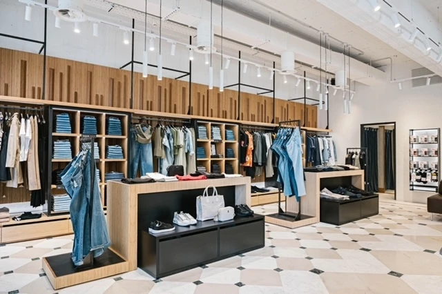 Η REPLAY ανακοινώνει το άνοιγμα νέου καταστήματος στο κέντρο της Θεσσαλονίκης