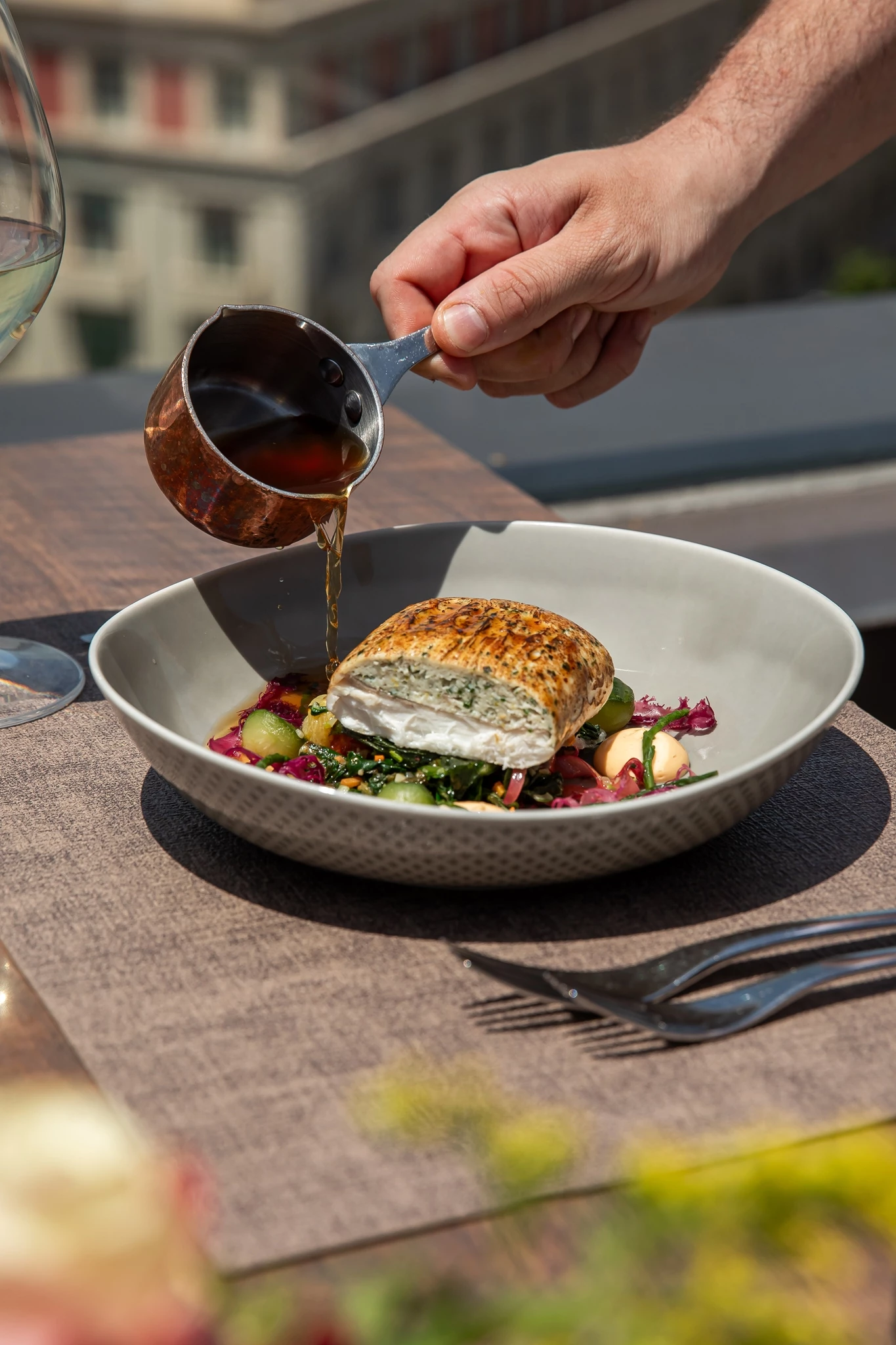 World Cocktail Month | Το Atnens Capital Hotel – MGallery Collection γιορτάζει την έναρξη του καλοκαιριού