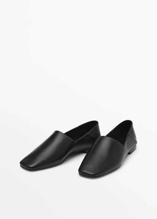 Τα κομψά φλατ παπούτσια της Massimo Dutti που θα αντικαταστήσουν τα sneakers αυτό το φθινόπωρο