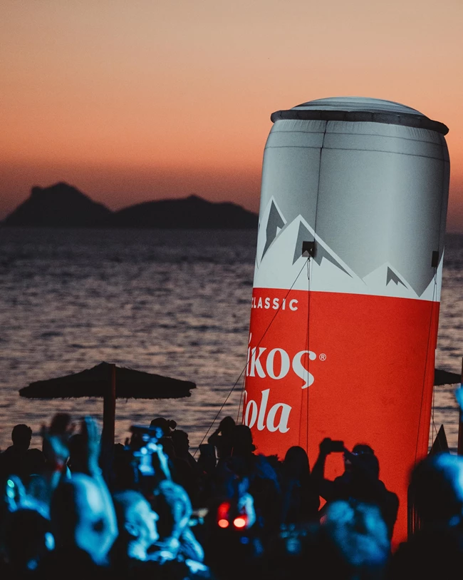 Matala Beach Festival | Χορός, κέφι και δροσιά με τη γεύση της Βίκος Cola