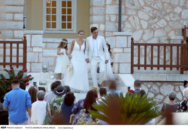 Δανάη Μιχαλάκη | Όλες οι λεπτομέρειες του bridal look της νύφης