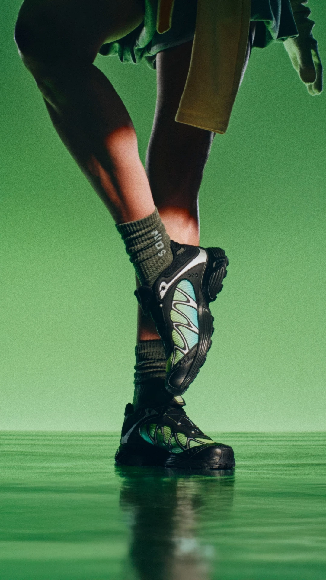 Η συλλογή της Salomon Sportstyle παρουσιάζει τα XT-Whisper – Energy Colorways