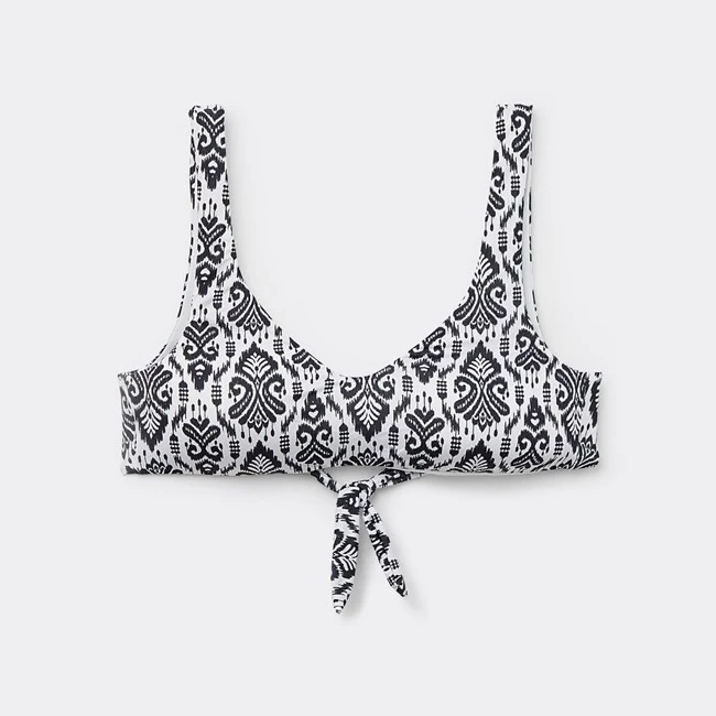 Η Ελένη Βουλγαράκη ενσωμάτωσε το μπικίνι top από την Tezenis στο καθημερινό της look - εικόνα 2