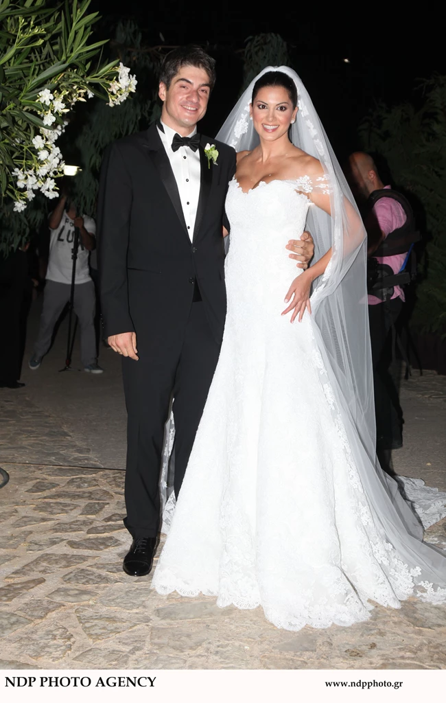 Wedding Bells | Δέκα διάσημες Ελληνίδες νύφες που άφησαν ιστορία με τις εμφανίσεις τους