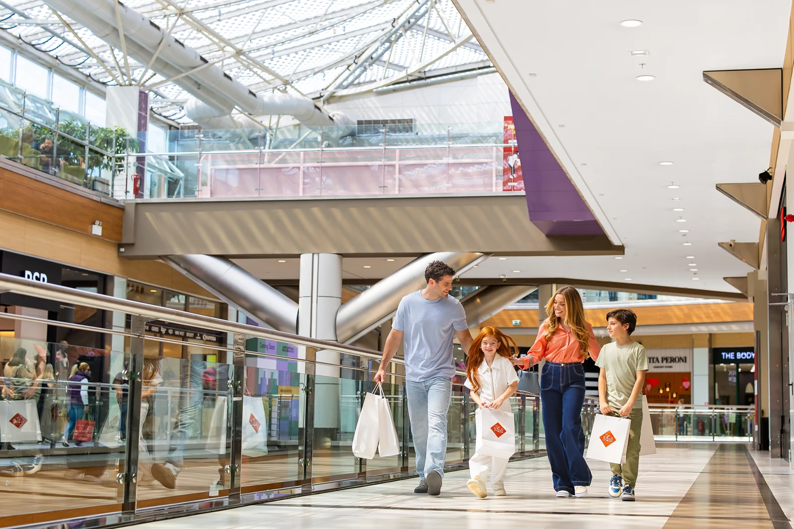 Live the LAMDA Malls experience και αυτό το Πάσχα