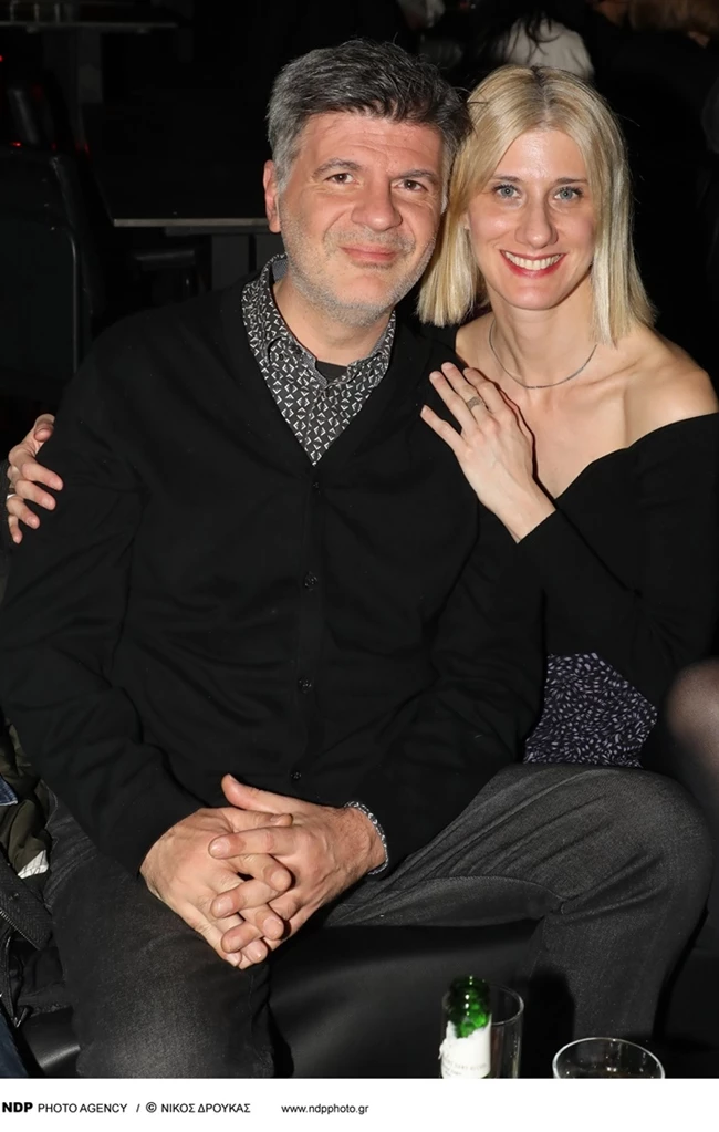 Φοίβος Δεληβοριάς | Σε σπάνια δημόσια έξοδο με τη σύζυγό του, Βάσω Καβαλιεράτου