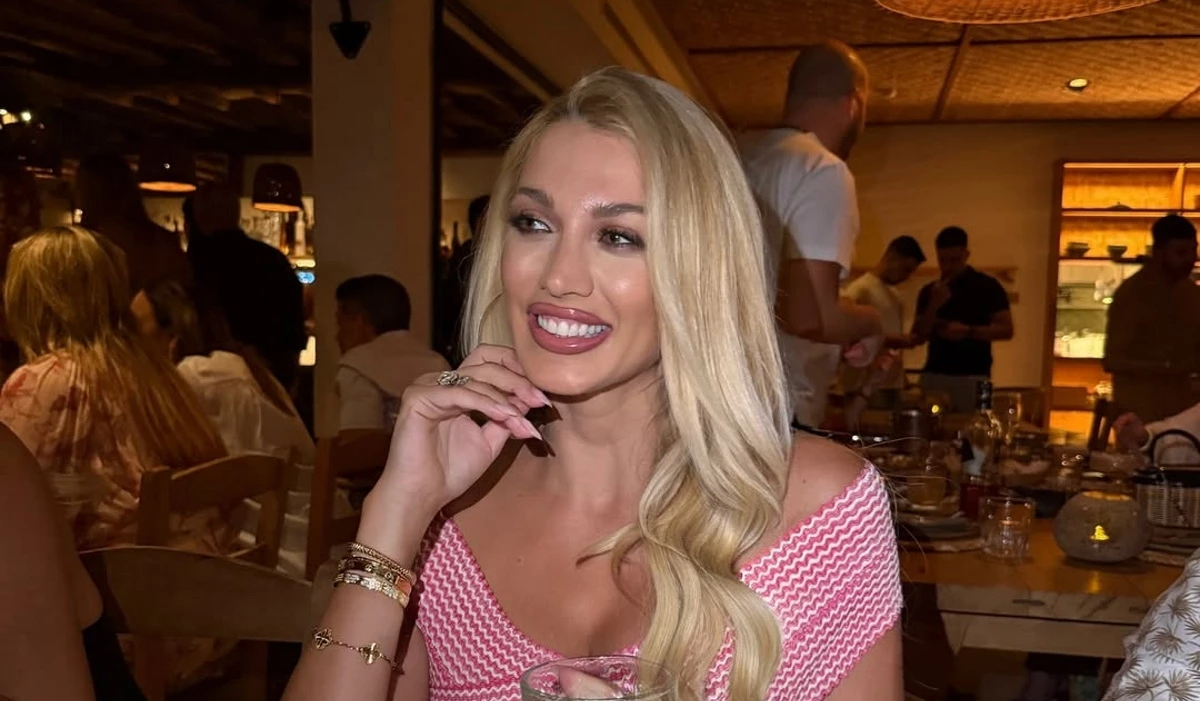 Κωνσταντίνα Σπυροπούλου | Μάς δείχνει τα απίστευτα ακροβατικά που κάνει στη γυμναστική της