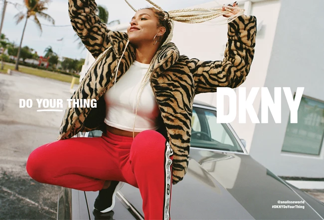 DO YOUR THING | Η νέα καμπάνια της DKNY μάς προσκαλεί να ζήσουμε αυθεντικά την κάθε μας στιγμή