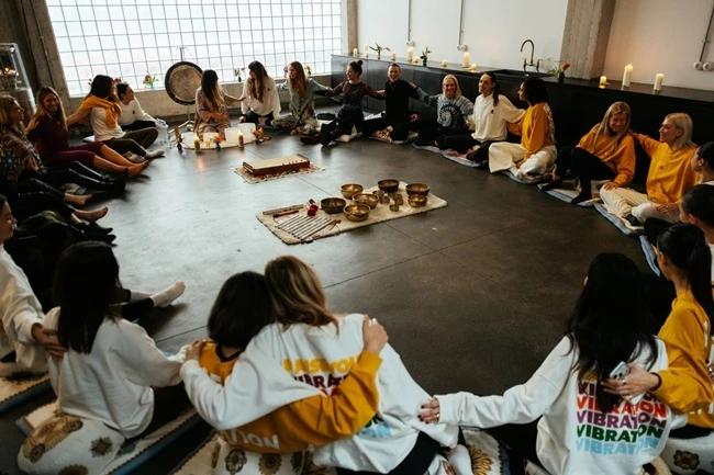 Luisa World x La DoubleJ