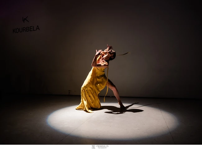 Εντυπωσιακά concept shows και μοναδικές δημιουργίες την 3η μέρα της Εβδομάδας Μόδας της Αθήνας